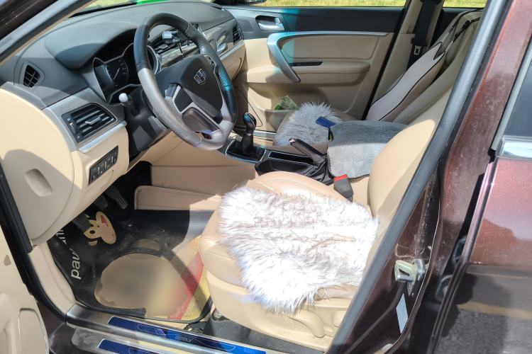 Used Geely Auto Emgrand 2016 Sedan 1.5L Manual Luxury Model
