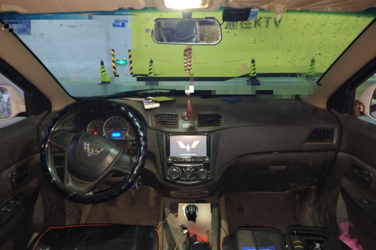 Used Wuling Hongguang 2015 1.5L S Basic Version China V Standard