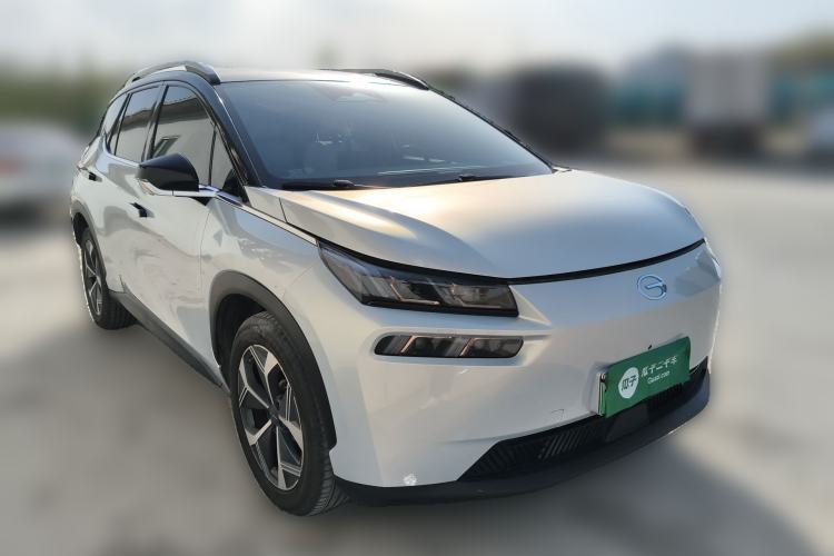 Used AION V 2021 Plus 70 Smart Technology Edition Lithium Iron Phosphate Front Right 45 Deg