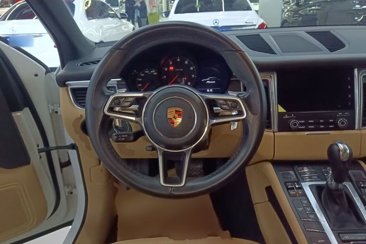 Used Porsche Macan 2017 Macan 2.0T