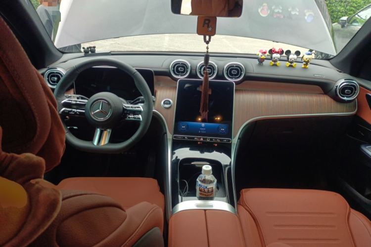 Used Mercedes-Benz GLC 2025 GLC 300 L 4MATIC Dynamic Model 5 Seats
