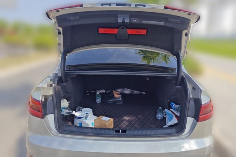 Used Audi A4L 2018 30th Anniversary Edition 40 TFSI Fashion Model Trunk