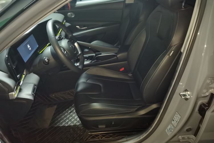 Used Hyundai Elantra 2021 1.5L CVT TOP Flagship Edition
