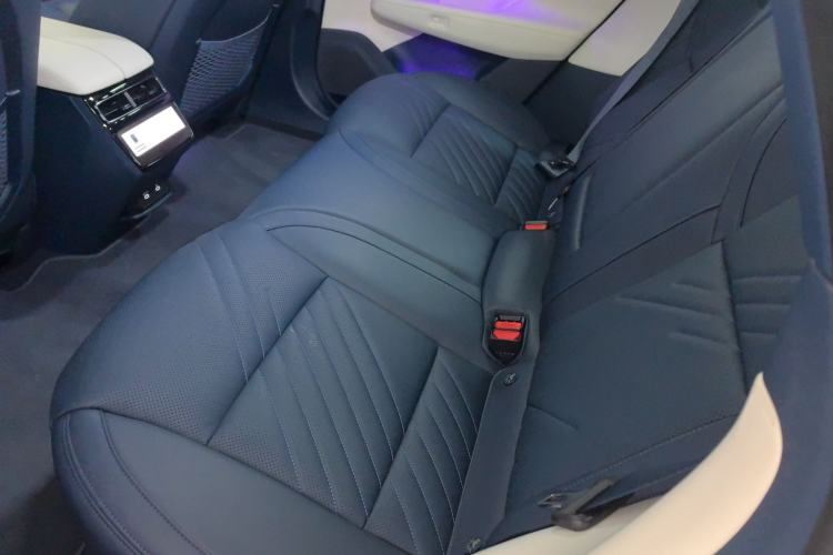 Used Zeekr 001 2025 YOU Edition 100 kWh All-Wheel Drive
