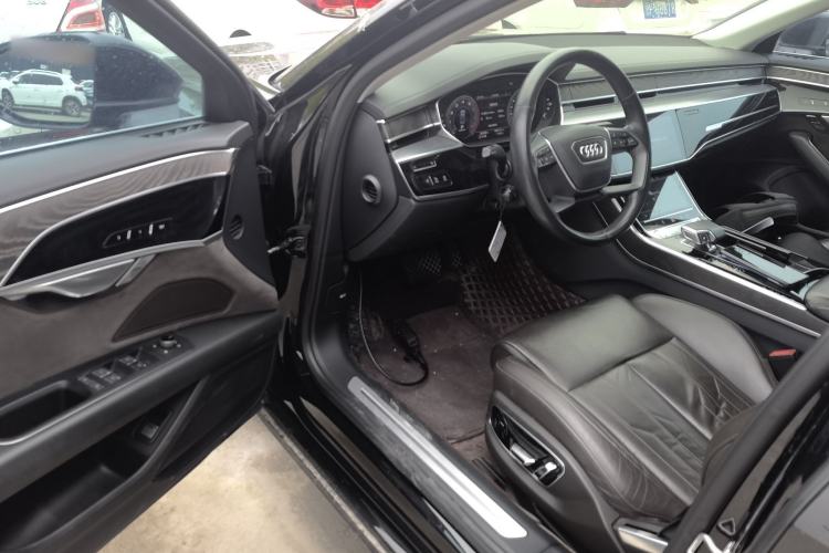 Used Audi A8 2019 Facelifted Plus A8L 50 TFSI quattro Comfort Version
