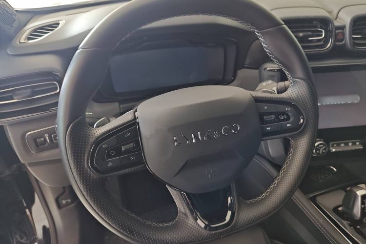 Used Lynk & Co 02 Hatchback 2022 2.0TD Plus