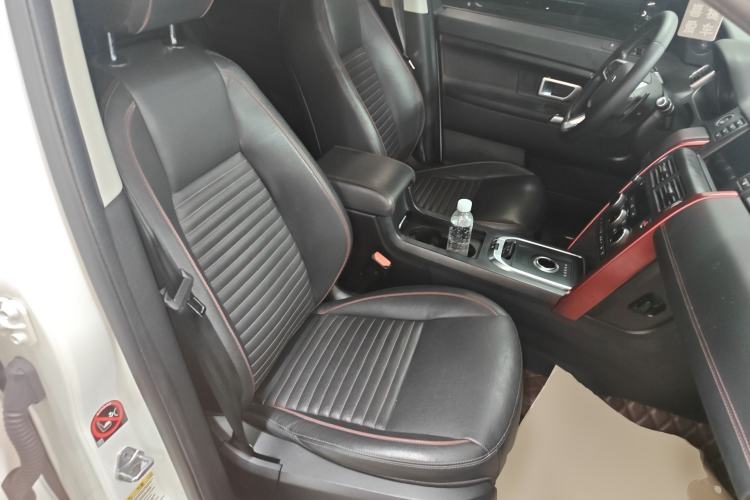 Used Land Rover Discovery Sport 2019 240 PS SE Dynamic Version China VI Standard Right Front Seat
