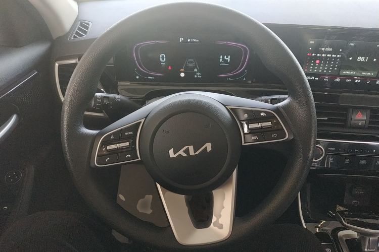 Used Kia Seltos 2023 1.5L CVT Luxury Edition
