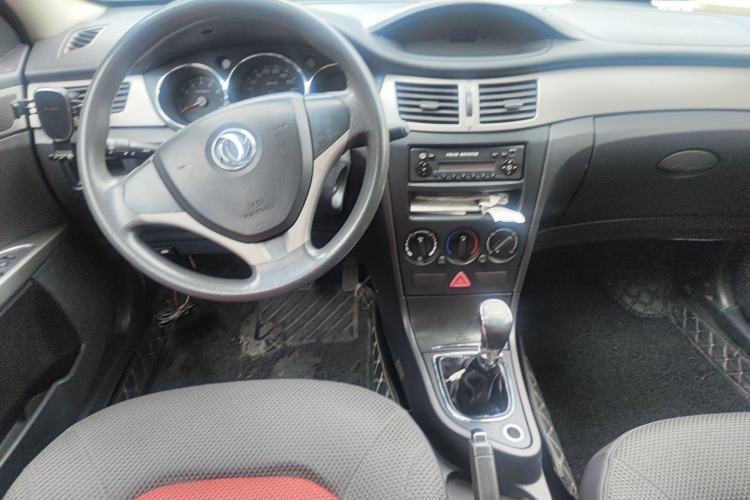 Used Dongfeng Aeolus H30 2014 CROSS 1.5L Manual Gratitude Edition
