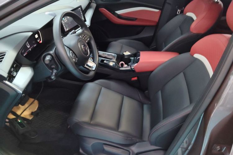 Used MG 5 2021 180 DVVT CVT Youth Luxury Edition
