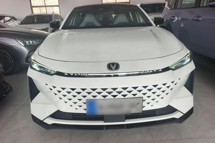 Used Changan UNI-V iDD 2024 Blue Whale Smart Electric iDD 136km Luxury Model