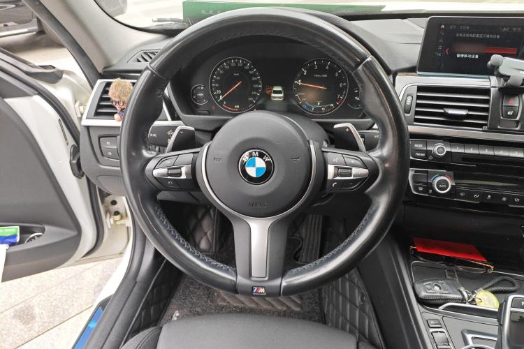 Used BMW 3 Series 2018 320Li Leading Model M Sport Package
