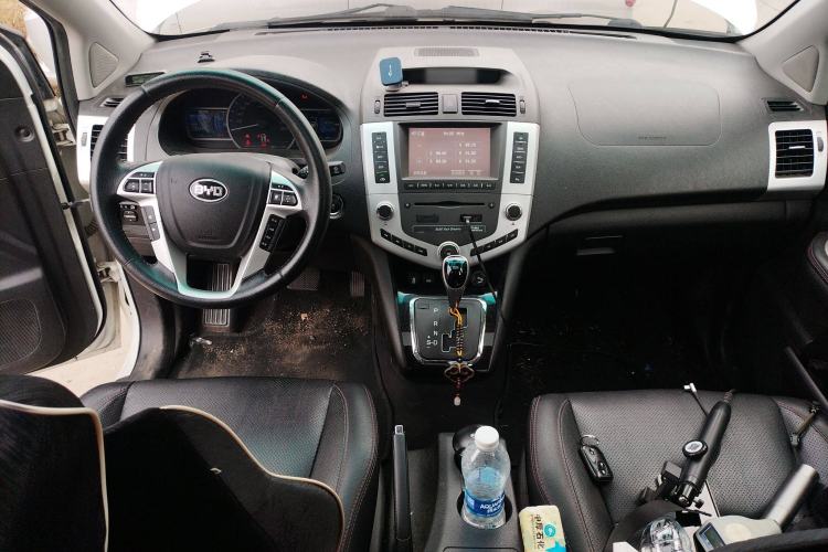 Used BYD S6 2014 2.4L Automatic Prestige 7-Seater
