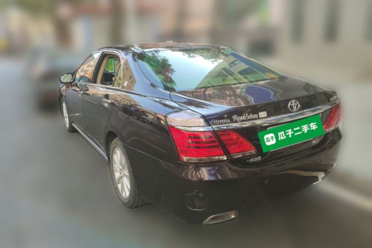 Used Toyota Crown 2012 2.5L Royal Navigation Edition Rear Left 45 Deg