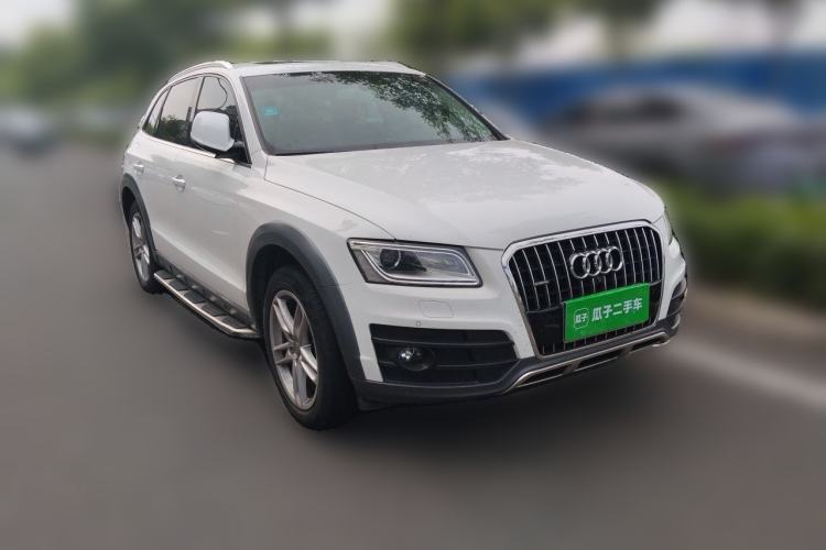 Used Audi Q5 2017 Plus 40 TFSI Technology Model
