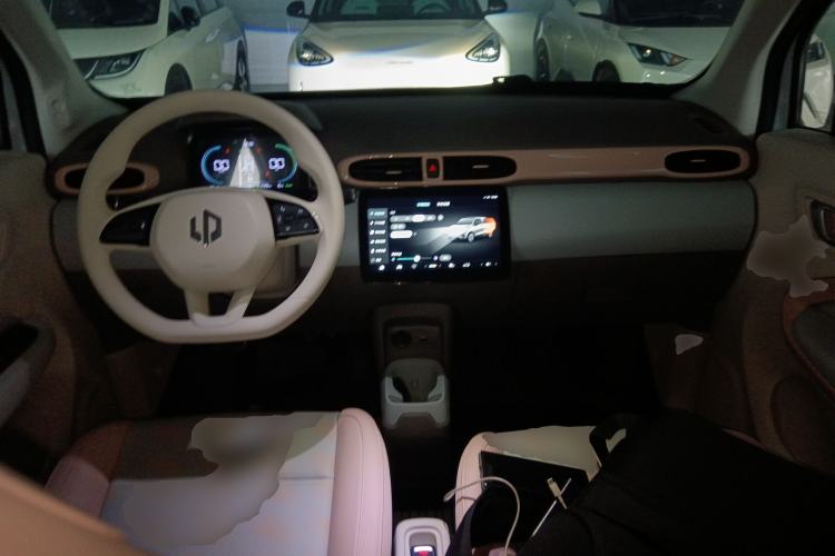 Used Leapmotor T03 2025 310 Comfort Edition Center Console