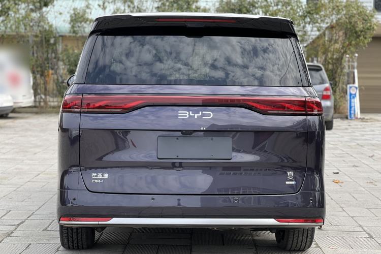 Used BYD Xia 2025 DM-i 1.5T 100km Leading Model
