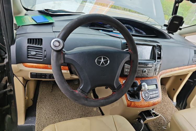 Used JAC Group Refine M5 2012 2.0T Gasoline Manual Business Edition
