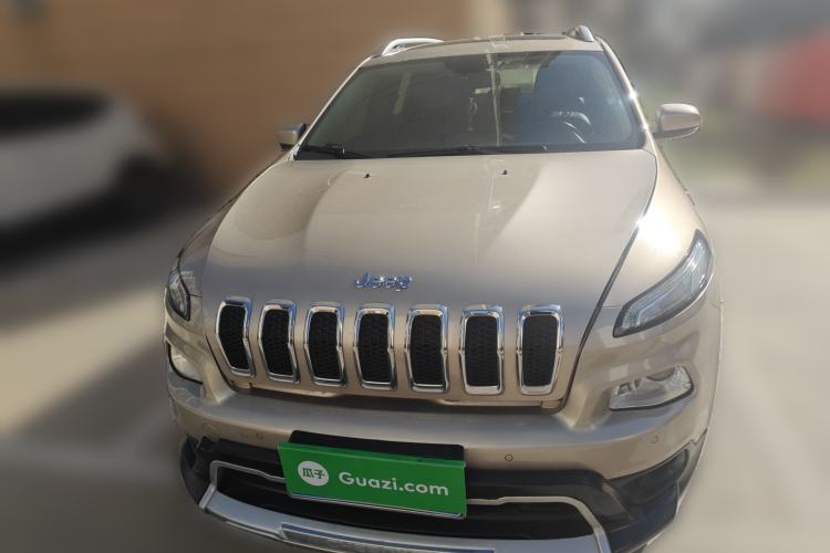 Used Jeep Cherokee 2016 2.4L Leading Edition
