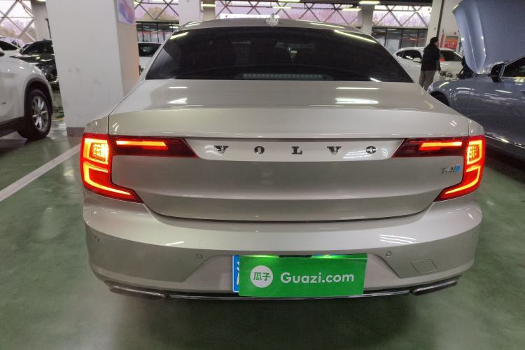 Used Volvo S90 2017 T4 Zhiyuan Edition
