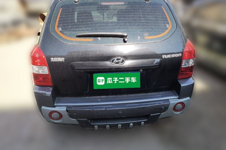 Used Hyundai Tucson 2009 2.0L Manual Two-Wheel Drive Fashion Edition
