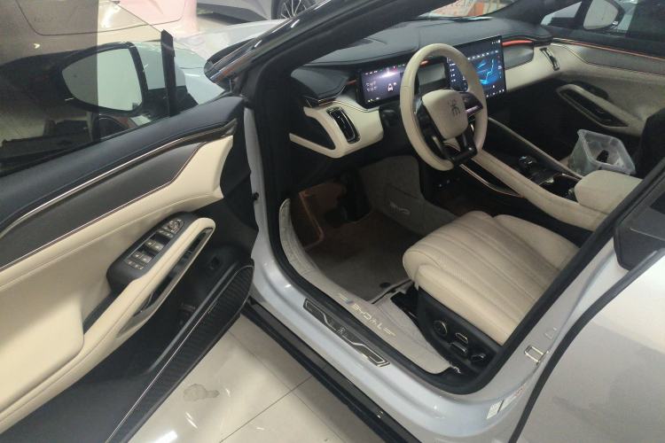 Used BYD Song L EV 2024 662 km Excellence Version Driver Seat