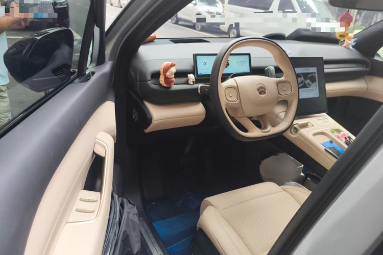 Used Nio ES6 2024 75 kWh
