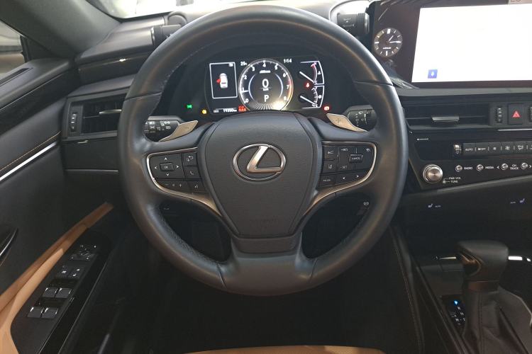 Used Lexus ES 2023 200 Excellence Edition