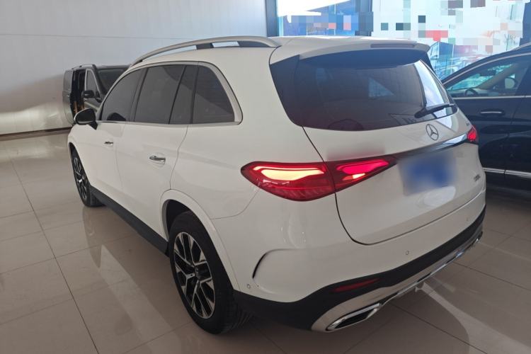 Used Mercedes-Benz GLC 2023 GLC 260 L 4MATIC Luxury Model 5 Seats