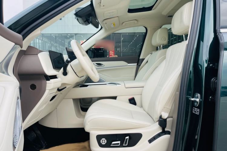 Used Wey Lanshan 2025 Four-Wheel Drive Max