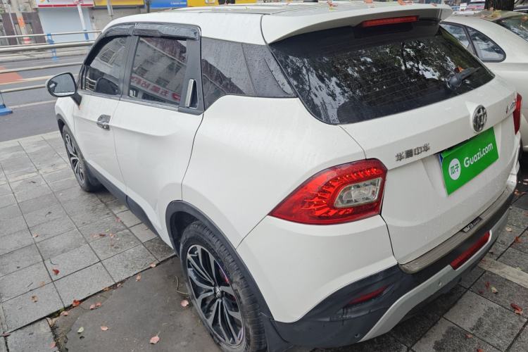 Used Brilliance V3 2016 1.5T Automatic Flagship Model Exterior 2