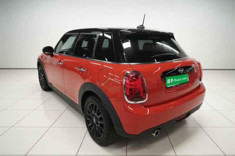 Used MINI 2018 1.5T COOPER Classic Edition Five-Door Version Exterior 2