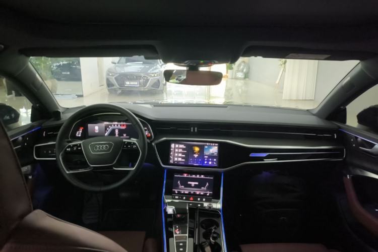 Used Audi A7L 2023 55 TFSI quattro S-line Black Warrior Edition Center Console