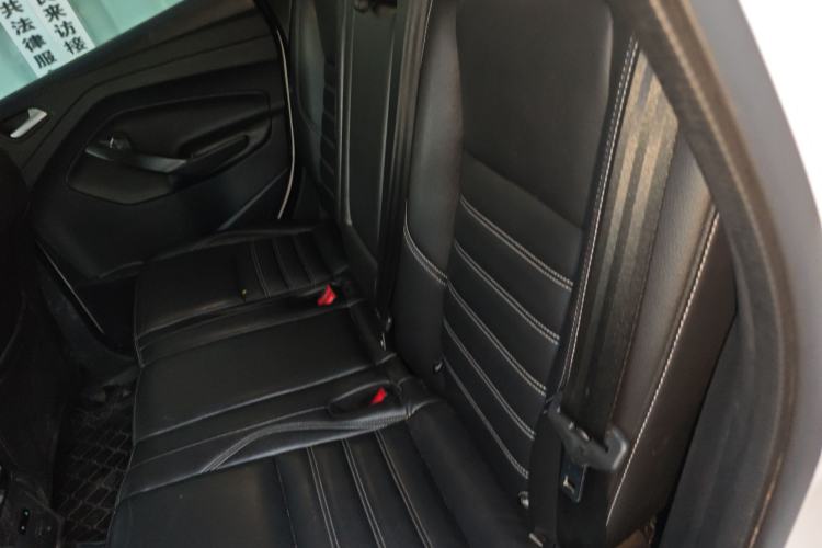 Used Ford Kuga 2019 EcoBoost 180 Two-Wheel-Drive Titanium Plus Model China V Standard
