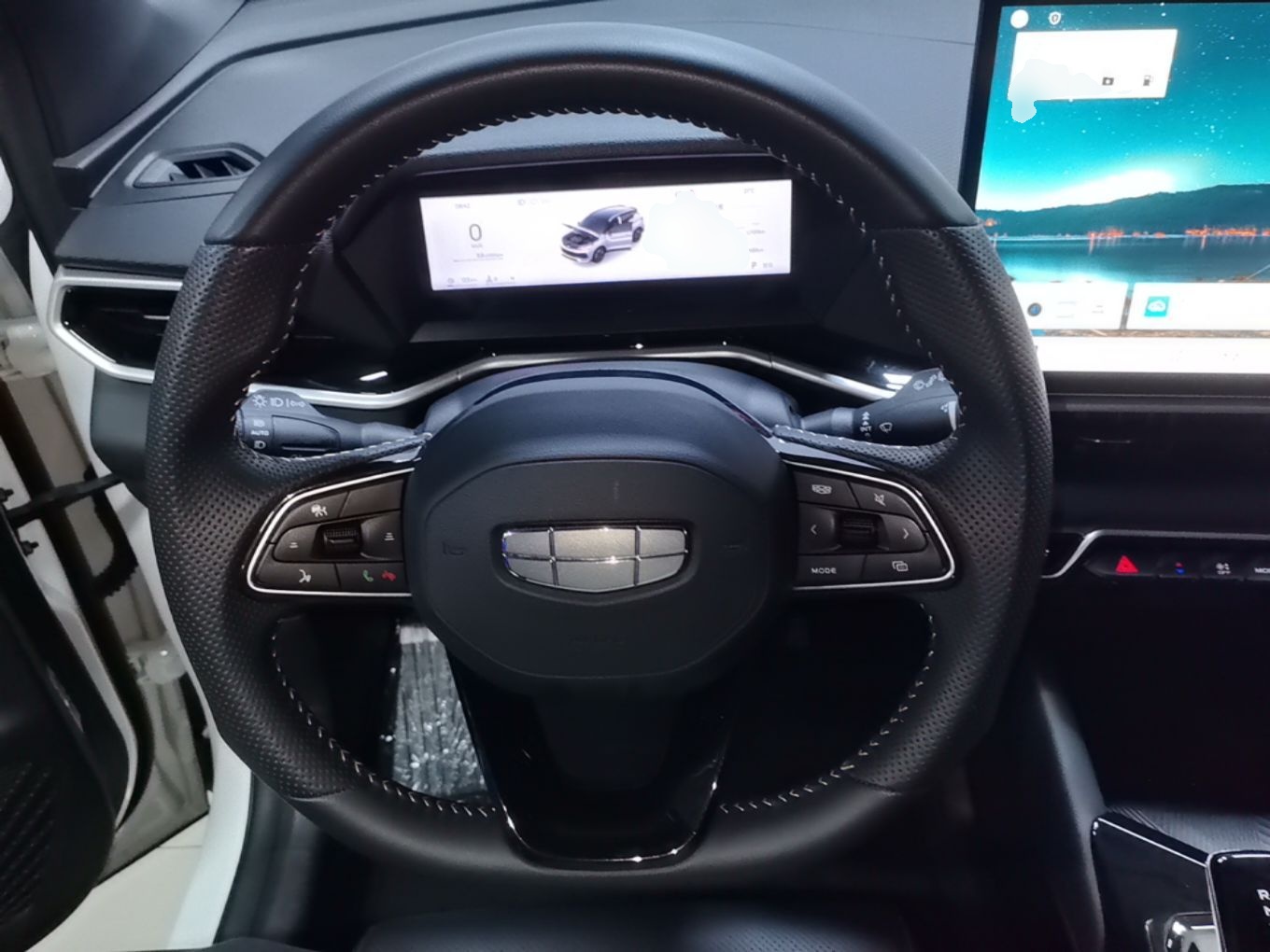 Geely Auto Coolray 2025 Bin Yue L 1.5T DCT Starlight Edition — снимка 13