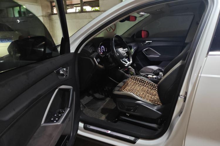 Used Audi Q3 2019 35 TFSI Fashion Dynamic Model
