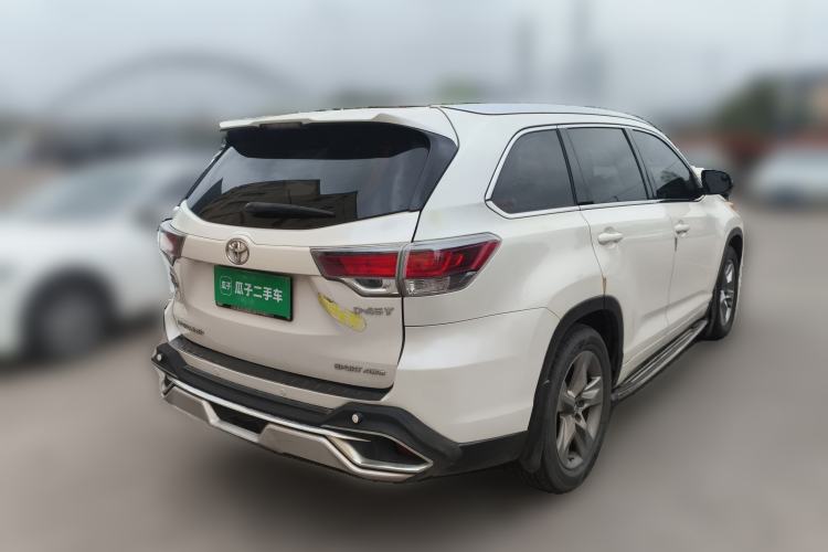 Used Toyota Highlander 2017 2.0T Four-Wheel Drive Luxury Edition 7 Seats