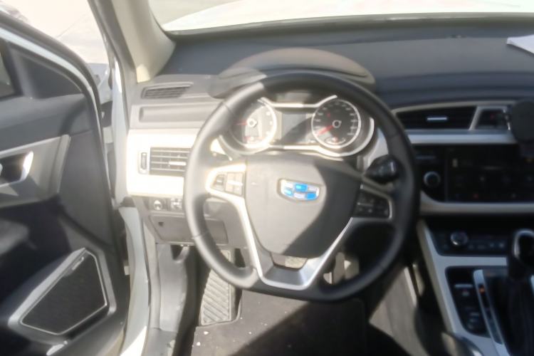 Used Geely Auto Emgrand X7 Sport 2018 1.8TD Automatic Two-Wheel Drive Zhiya Model