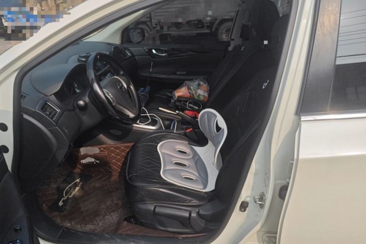 Used Nissan Tiida 2016 1.6L CVT Cool Dynamic Edition
