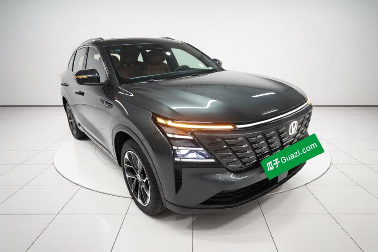 Used CHANGAN CS75 PLUS 2025 4th Generation 1.5T New Blue Whale Smart Flagship Version
