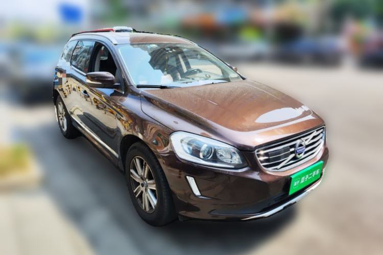 Used Volvo XC60 2017 T5 AWD Smart Range Edition Front Right 45 Deg