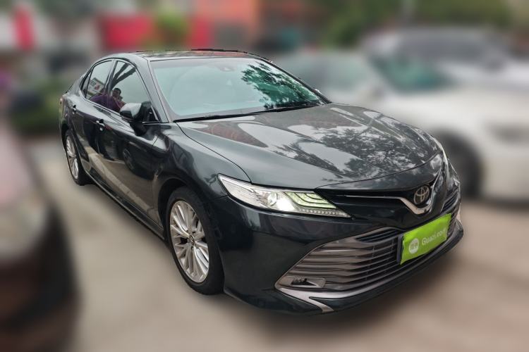 Used Toyota Camry 2018 2.5G Luxury Edition Front Right 45 Deg