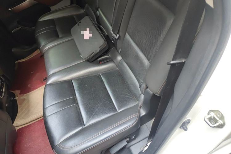 Used GAC Trumpchi GS8 2017 320T Two-Wheel Drive Luxury Smart Connectivity Version (7 Seats)