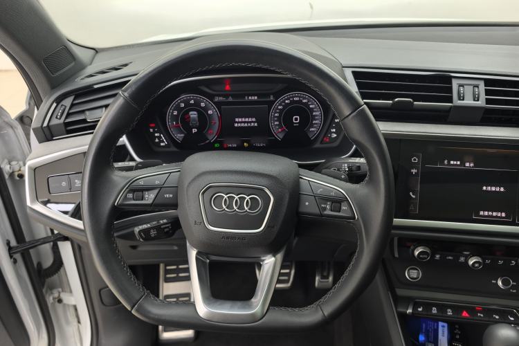 Used Audi Q3 2024 35 TFSI Fashion Dynamic Edition