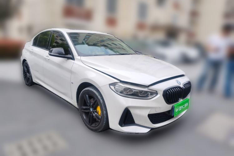 Used BMW 1 Series 2022 120i M Sport Night Edition Front Right 45 Deg