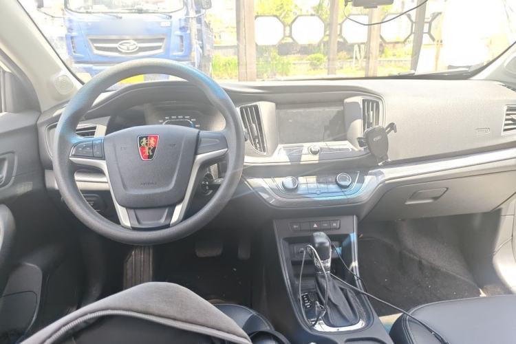 Used Roewe 360 2015 20T TST Deluxe Edition