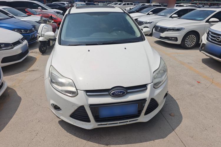 Used Ford Focus 2012 Hatchback 1.6L Manual Fashion Edition
