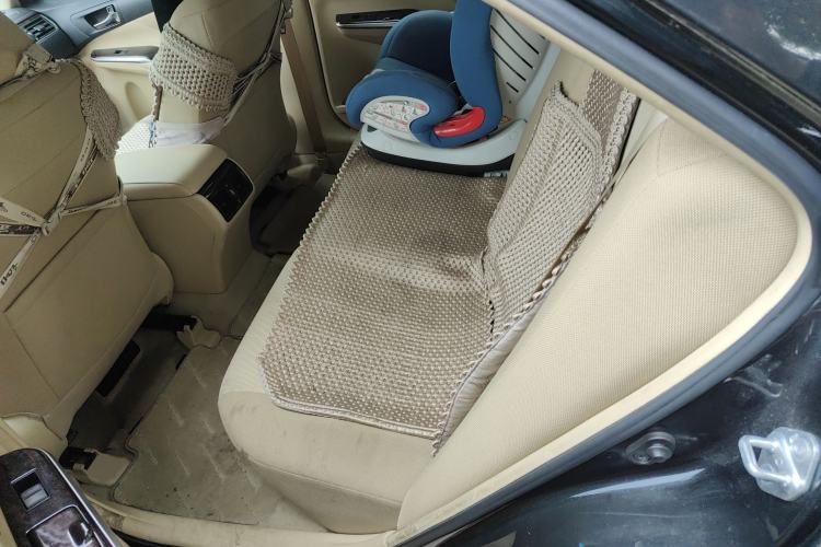 Used Toyota Camry 2016 2.0E 10th Anniversary Elite Edition
