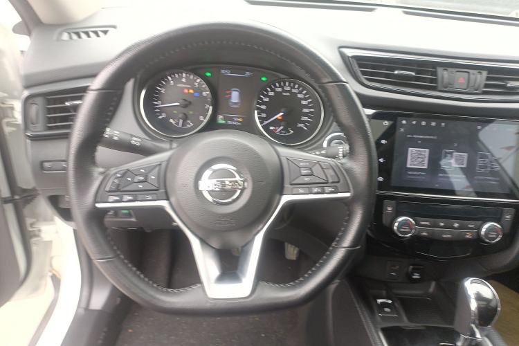Used Nissan X-Trail 2022 Revised Version 2.0L Two-Wheel Drive Smart Connect & Comfort Edition Steering Wheel