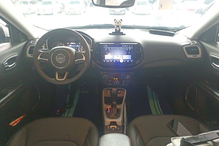 Used Jeep Compass 2017 200T Automatic Family Edition